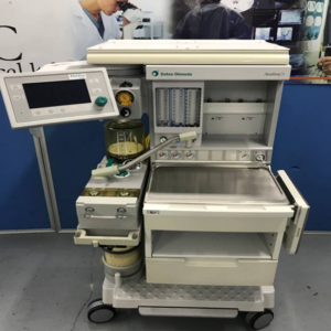 Datex Ohmeda Aestiva-5 with Vent,Iso Tec 7 Vaporizer ,New Flow Sensor,New O2 Cell